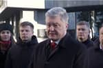 Порошенко привітав військових зі святом, згадавши заарештованого судом "кіборга" Марченка