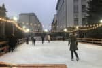 Возле Офиса президента открыли каток