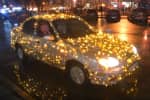 Праздничное настроение на колесах: как автомобиль оператора "5 канала" стала звездой соцсетей