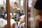 "Сірників до рук не брати, з вогнищем не грати": рятувальники Дніпропетровщини створили колядку-застереження