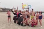 Купание в ледяном море: одесские "моржи" открыли купальный сезон и поздравили всех с Рождеством