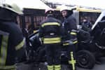 В столице легковушка влетела в остановку – есть погибший и пострадавшие