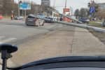 У Львові впали дві електроопори – придавило тролейбус та автомобіль