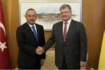 "Большой друг нашей страны" – глава МИД Турции поблагодарил Порошенко за плодотворное сотрудничество 