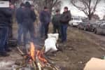 Блокпости та цілодобове чатування: на Тернопільщині виступили проти розміщення українців із Китаю