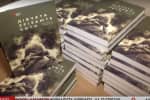 "Дівчата зрізають коси": книгу колишньої кореспондентки "5-го" відзначили Шевченківською премією – як писала