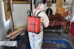 В Радомышле, где умерла инфицированная коронавирусом женщина, дезинфицировали церковь и вокзал – видео