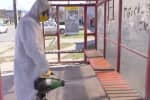 Вирус не пройдет: как обеззараживают остановки электроопрыскивателями в Черкассах