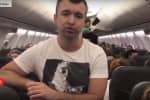 Води та їжі немає, у салоні задуха: українські туристи з Балі вже 9 годин не можуть вийти з літака – причина