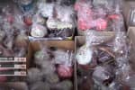 "Щоб хлопці мали свято": тернопільські волонтери відправлять на передову 300 пасок та домашні ковбаси
