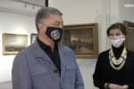Друга спроба: родина Порошенків презентувала колекцію картин у Музеї Івана Гончара