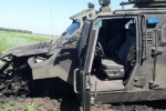 На Донбассе подорвался автомобиль с украинскими военными: девять пострадавших
