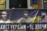 Иск Сивохо к ветеранам АТО: более сотни представителей Нацкорпуса собрались у Печерского суда
