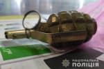Саме був у будинку: у Києві в чоловіка просто в руках здетонував вибухонебезпечний предмет