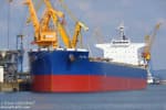 В порт в Одесской области зашло судно, у половины экипажа которого обнаружили COVID-19