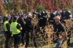 Задержание студентов и столкновения с полицией: активисты заявляют о рейдерском захвате Олимпийского колледжа – включение