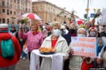 У Білорусі під час "Маршу пенсіонерів" силовики застосували сльозогінний газ та петарди