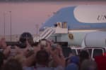 До сотень прихильників – без маски: як Трамп вирушив у передвиборчий тур