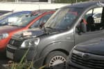 "Чотири авто дуже пошкоджені": як пояснили робітники падіння будматеріалів із багатоповерхівки – включення