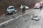 На Харківщині сталася ДТП за участі чотирьох автомобілів – двох водіїв госпіталізували