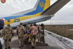 Раненых украинских бойцов эвакуировали из больницы Харькова в Киев