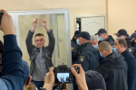 После оглашения приговора Сергею Стерненко соцсети взорвались комментариями
