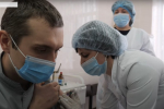 Перший день вакцинації від коронавірусу в Україні – як це було