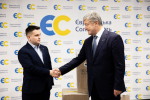 Порошенко передал кислородные концентраторы Черновицкой больнице, где недавно произошел пожар