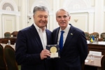 "Північний потік-2", ПДЧ і зустріч Зеленського з Байденом: про що Порошенко говорив із делегацією сенаторів США