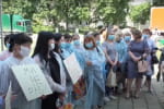 "Я не прошу чьего-то, дайте мое!": в Харьковской области медики вышли на протест из-за невыплаты зарплаты