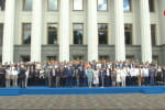 "Зе! вбиває Конституцію", старі обличчя часів Януковича: як відзначали 25-річчя Конституції України