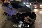 У Києві сталася ДТП за участі трьох автівок із перекиданням
