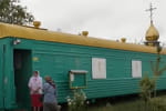 Богослужение в вагоне: как верующие собственными силами и на свои средства строят первый храм ПЦУ в Черноморске – сюжет