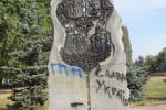 У соседей пылает: в России возмутились из-за демонтажа памятника дружбе с Москвой – что говорят в Украине