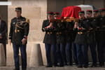 "Солнце никогда не гаснет": во Франции простились с выдающимся актером Жан-Полем Бельмондо