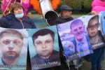 Родственники защитников Украины вышли на Банковую напомнить о пропавших без вести: подробности – сюжет