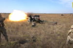 Як армійці ЗСУ тренувалися стримувати "танковий прорив ворога" біля Криму – дивовижне відео