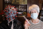 Изменение ДНК, импотенция и бесплодие: влияет ли прививка от COVID-19 на организм – отвечает врач-инфекционист