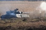 "Всі мішені були уражені": як танкісти на Донеччині вдосконалюють навички – сюжет