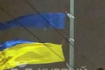 Населені пункти залишились без світла, а вітер зривав державні прапори – які наслідки негоди 
