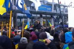 Зустріч Петра Порошенка в аеропорту "Київ": зібралися сотні людей – включення