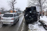 В Днепре рейсовая маршрутка столкнулась с фурой: есть погибший и травмированный
