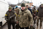Петро Порошенко привіз засоби військового захисту для українських воїнів – "ЄС"