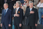 Президенты Порошенко, Кучма и Ющенко призвали мир помочь Украине спасти защитников "Азовстали"