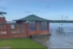 Окупанти зливають воду з Каховського водосховища – включення