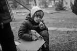 "Камера побувала зі мною десь на вході у той світ": фотограф із Маріуполя опублікував свій фотощоденник