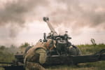 Причіпні, але з власним двигуном: на передовій русню вже нищать гаубиці FH70 – ФОТОзвіт