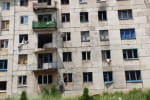 У місті знищують будинок за будинком: рашисти штурмують нафтопереробний завод у Лисичанську