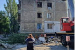 росіяни гатять по Миколаєву: є пошкодження будинків, в одному з районів пожежа 