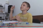 "Дюскотики": как 9-летний черкасчанин рассказывает миру истории войны с помощью пластиковых фигурок – сюжет